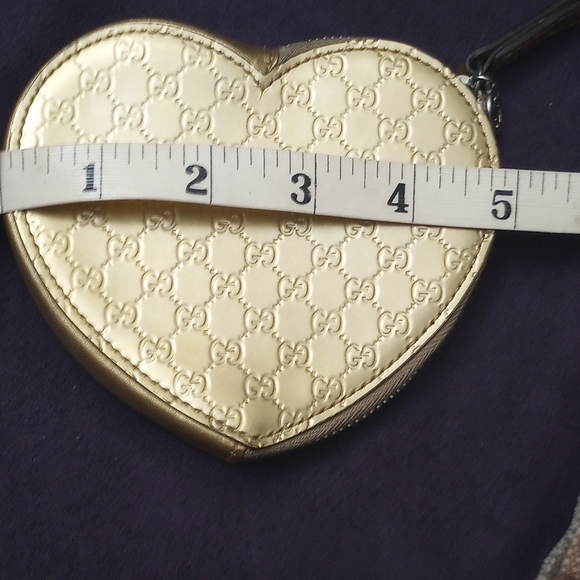 AUTHENTIC 💯% Gucci Heart Shape Coin Purse with Dust Bag - Picture 8 of 14